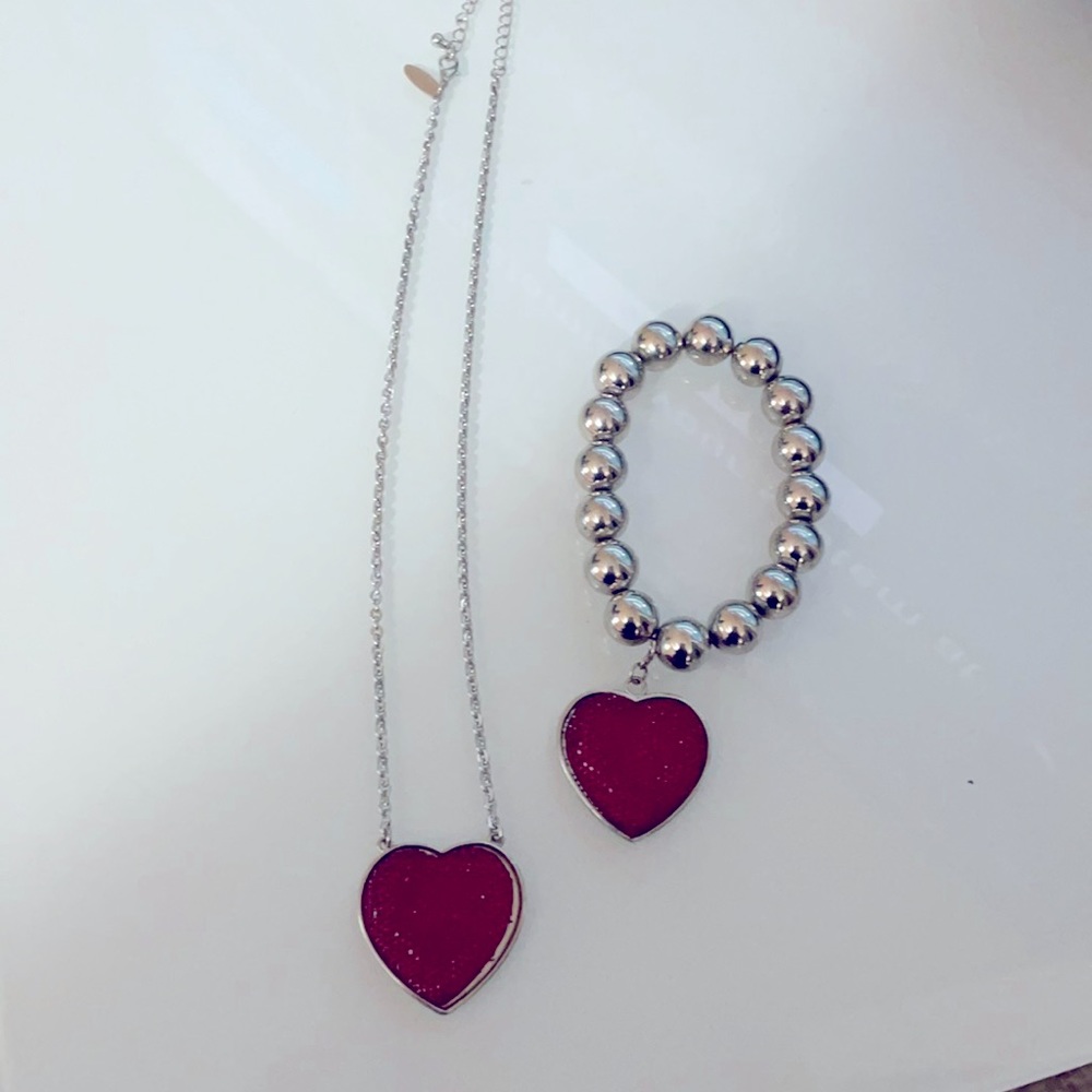 Heart jewelry: necklace with stretchy bracelet  ❤️